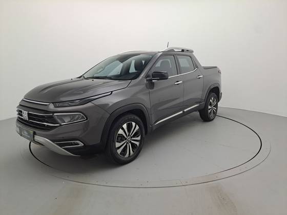 FIAT TORO 2.0 16V TURBO DIESEL VOLCANO 4WD AT9 FIAT TORO 2.0 16V TURBO DIESEL VOLCANO 4WD AT9